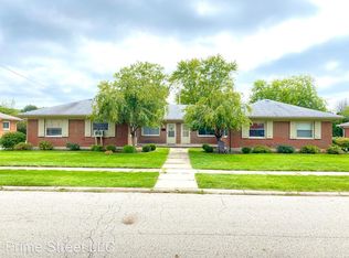 518 Mossoak Dr, Dayton, OH 45429