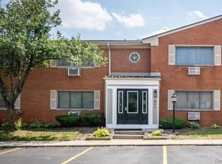 801 Plate St UNIT 201, Rochester, MI 48307