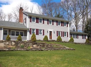 400 New Sweden Rd, Woodstock, CT 06281