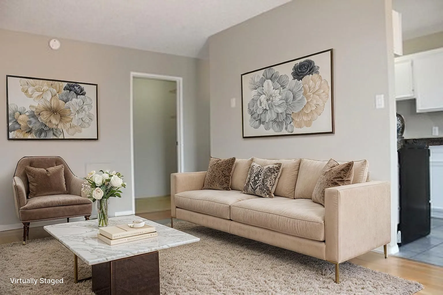 Diane Apartments 2 — Photo 1