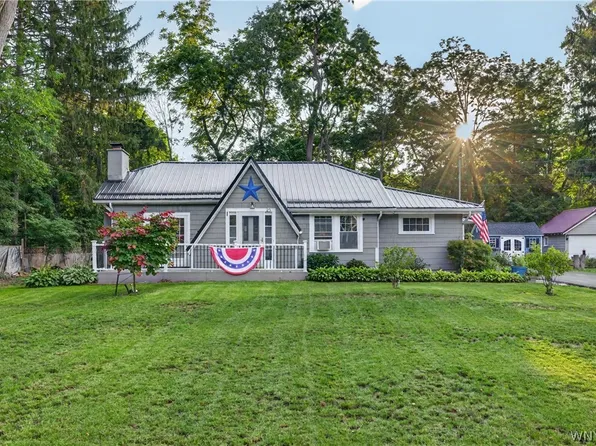 25 Willis Ave, South Wales, NY 14139