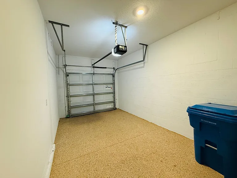2264 Paravane Way — Photo 30