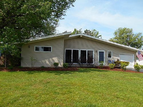 1st image of 75 Thistle Lea