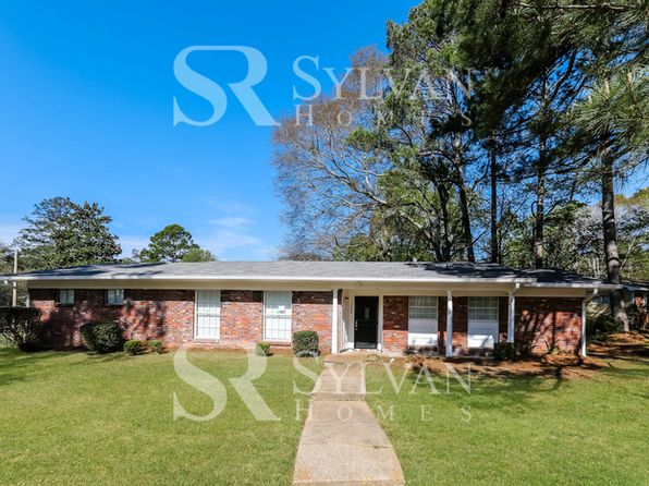 1124 Woodville Dr, Jackson, MS 39212