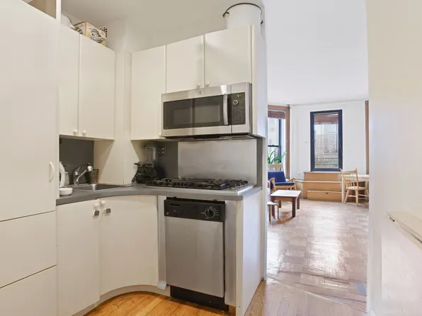 142 East 37th Street image 4 of 6