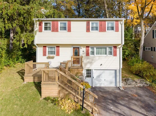 203 Latter Dr, Syracuse, NY 13205