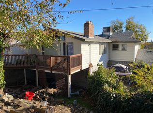 1890 River Dr, Stockton, CA 95204