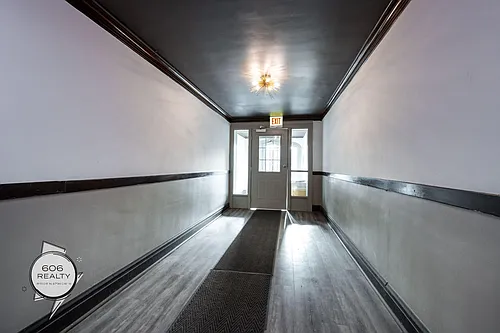 Hot Logan Square Apartments! Special Offer! Photo 1