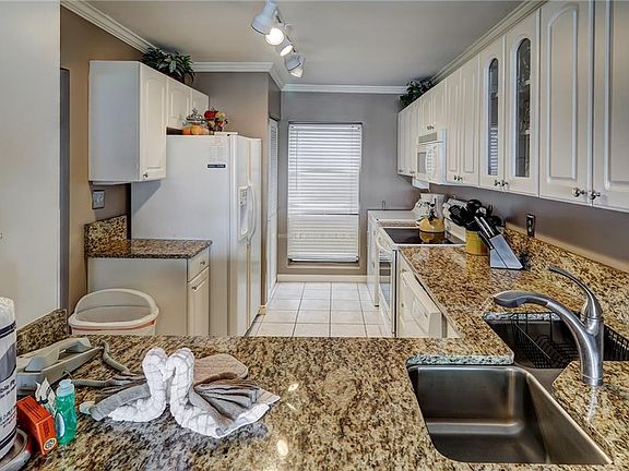 5th image of 21 S Forest Beach Dr APT 504