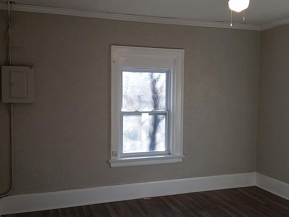 3rd image of 1028 McCallie Ave