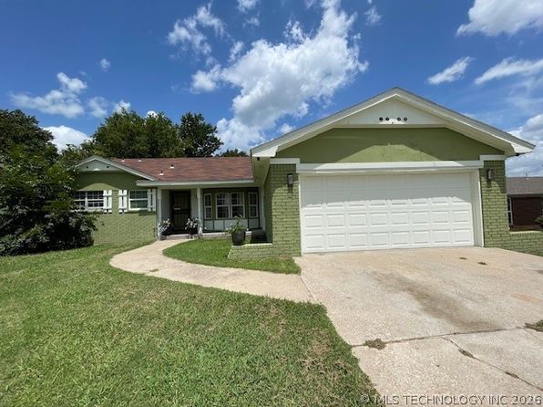541 E Latimer Pl
