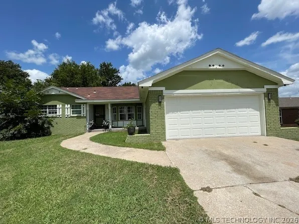 541 E Latimer Pl, Tulsa, OK 74106