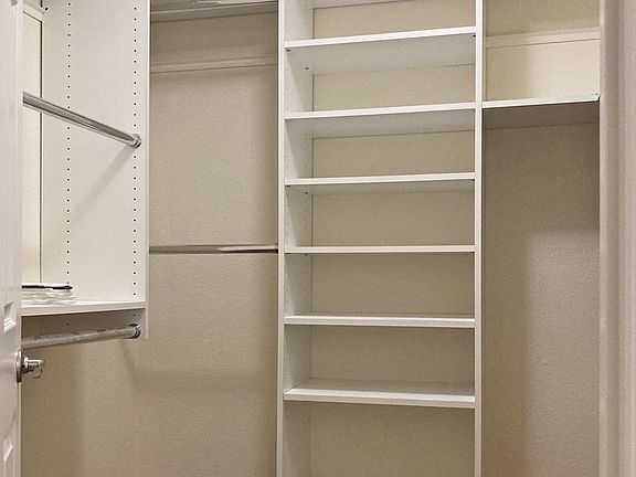 4th image of 24552 Long Ct