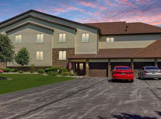 5065 Spinnaker Ln Unit D, Crown Point, IN
