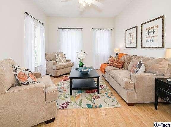 3rd image of 1314 Fremont Ave