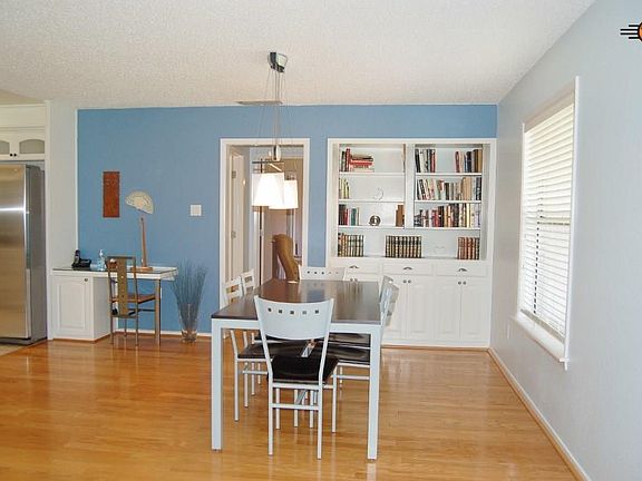 4th image of 505 E 17th Ln