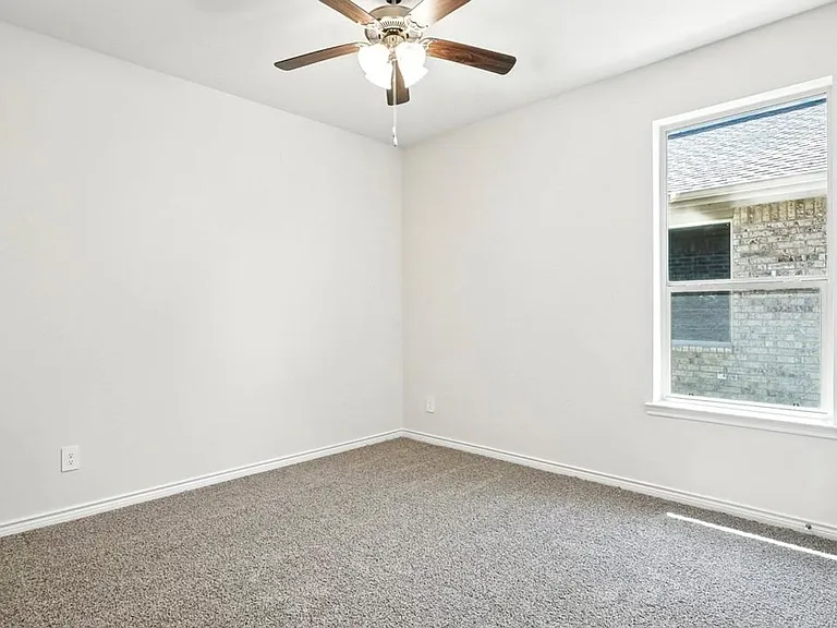 2144 Mantua Farm Blvd — Photo 8