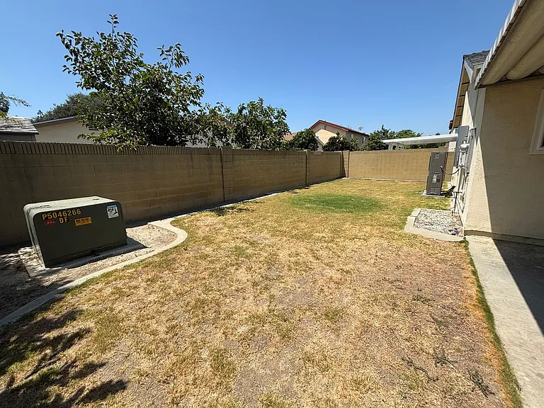 19713 Ray Cir — Photo 23