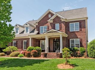 8206 Caesars Head Dr, Waxhaw, NC 28173