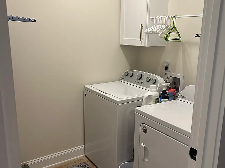 12 Kingston Creek Dr — Photo 24