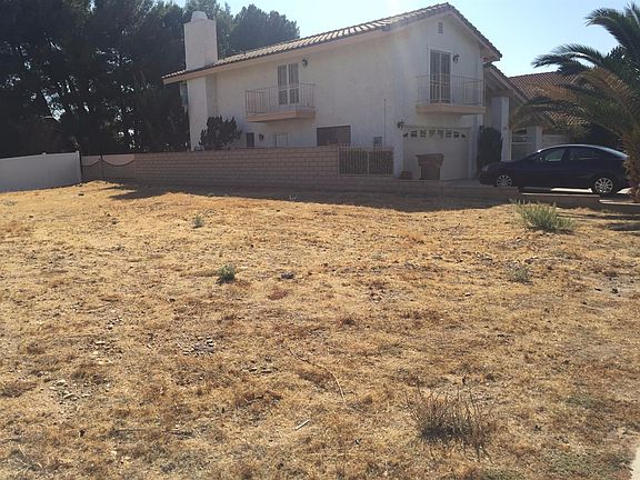 3rd image of 17975 Wildwood Dr