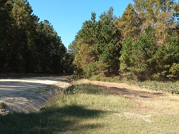 5th image of 251 Ivanhoe Junction Rd