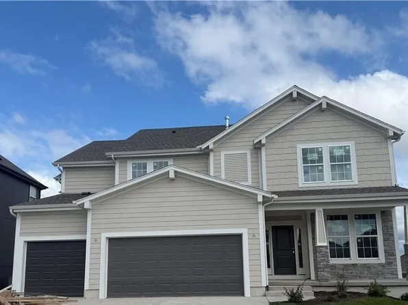 11453 S Langley St, Olathe, KS 66061