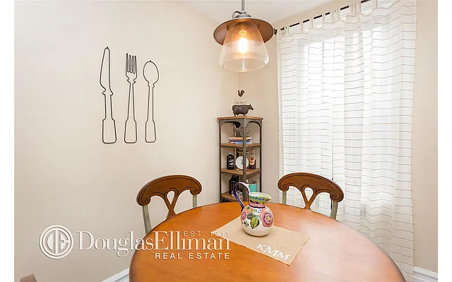 Sold by Douglas Elliman | media 29