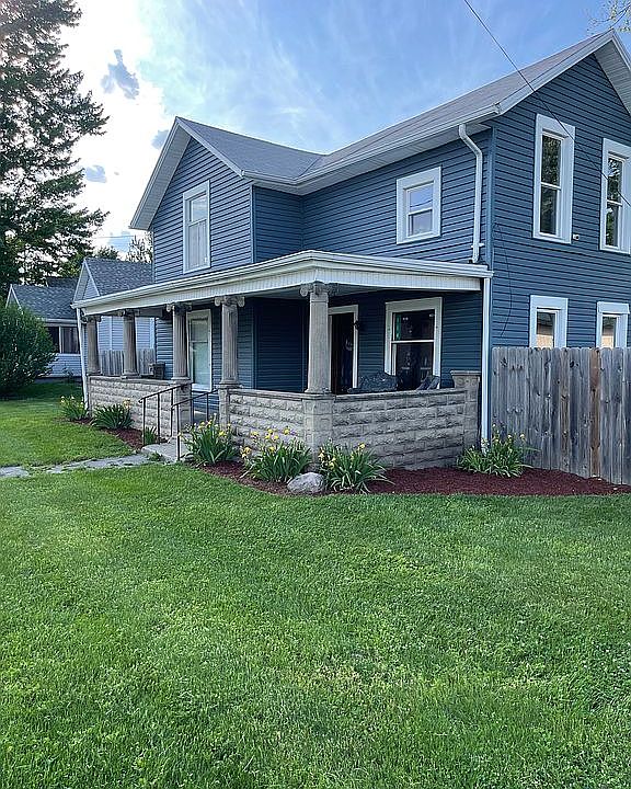 2022 Front of house view