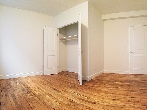 4th image of 148 Parkside Ave APT 1A