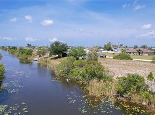 2014 NW 4th St, Cape Coral, FL 33993
