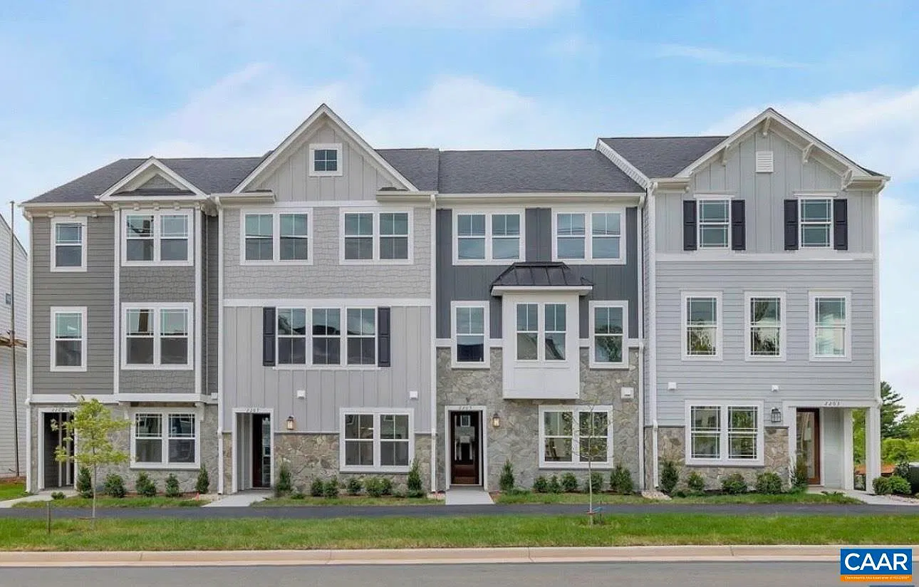 4 bed, 3.5 bath, 1874 sqft, $2,700 — Photo 1