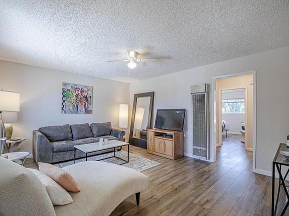 4th image of 569 Cedar Dr