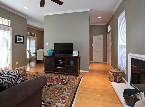 3rd image of 3311 Blackburn St APT 223