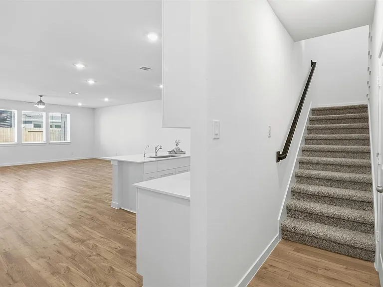 3538 Adelie Ln — Photo 3