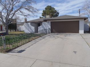 125 S Desert Candles St, Ridgecrest, CA 93555