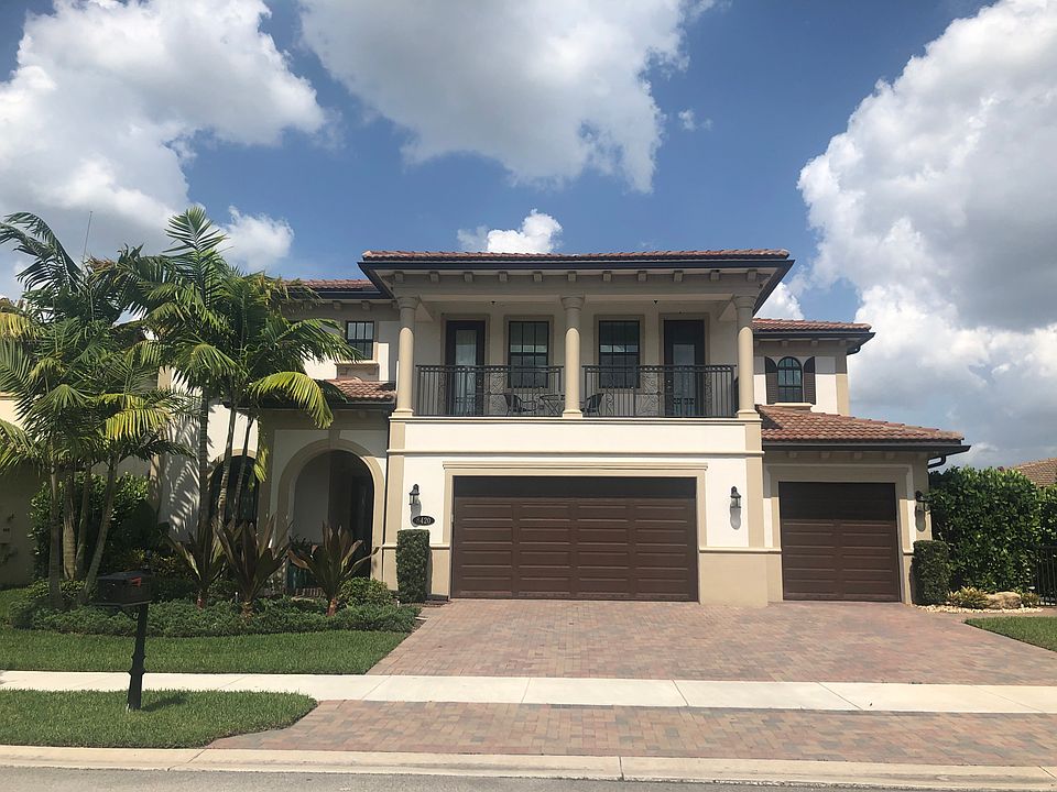 1st image of 8420 Watercrest Cir W
