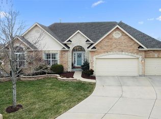 935 Sill Ridge Dr, Dardenne Prairie, MO 63368