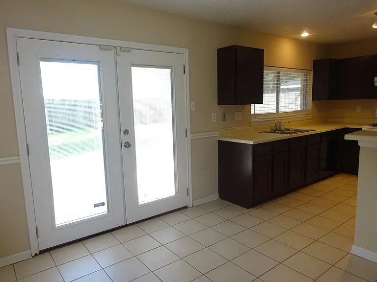 9631 E Savile Cir — Photo 6