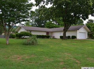 10107 Dunbarton Dr SE, Huntsville, AL 35803