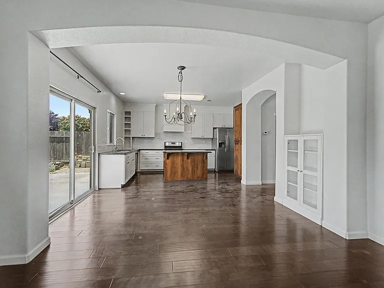 5590 Cobbler Ln — Photo 14
