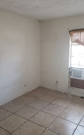 4th image of 8718 Yellow Knife St