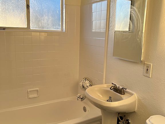 2nd image of 5333 Harmony Ave APT D