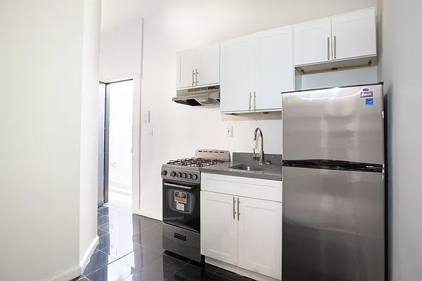 Rented by Compass | media 2