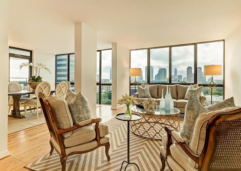 1st image of 5001 Woodway Dr Unit 1002