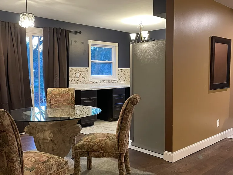 548 Grooms Rd #B — Photo 2