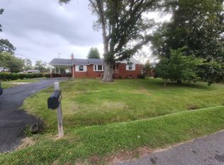 9322 Lawndell Rd, Henrico, VA 23229