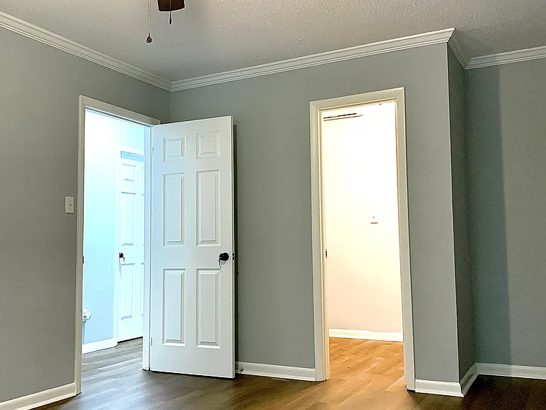 4700 Walden Pond Dr #C — Photo 12