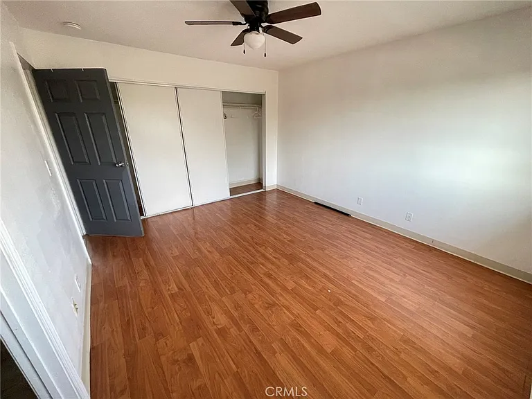 4880 Pacific Ave — Photo 4