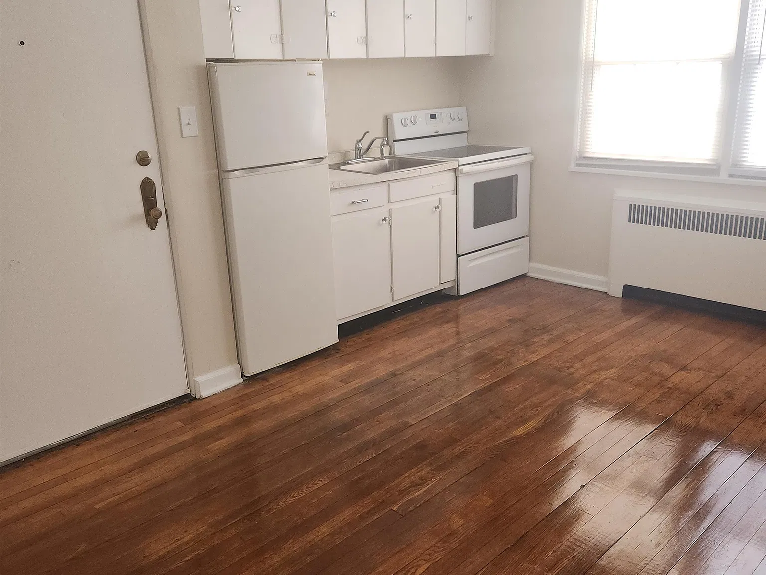 1309 Fulton Rd NW — Photo 2